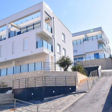 Apartment Solis Okrug Gornji Trogir Exteriör bild